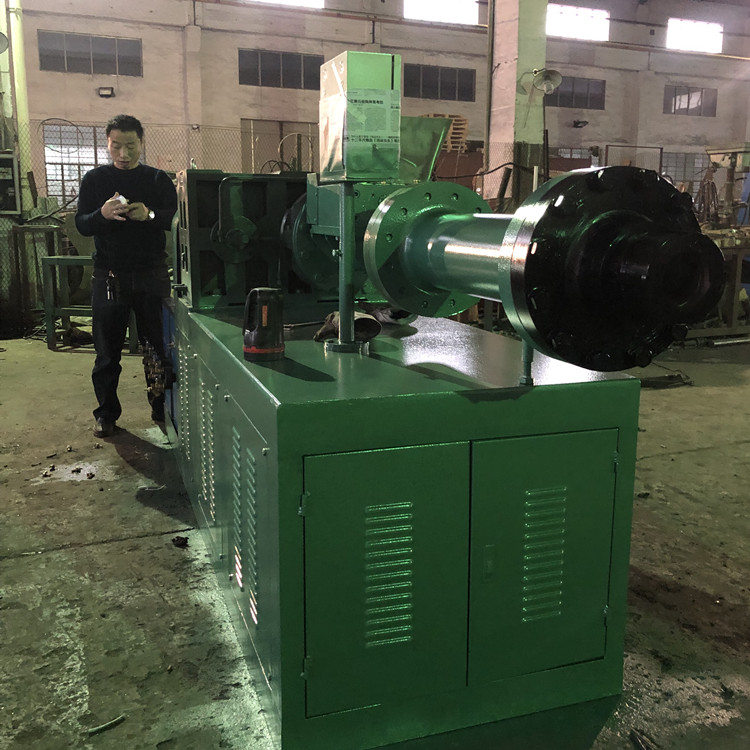 橡膠擠出機(jī)_副本.jpg