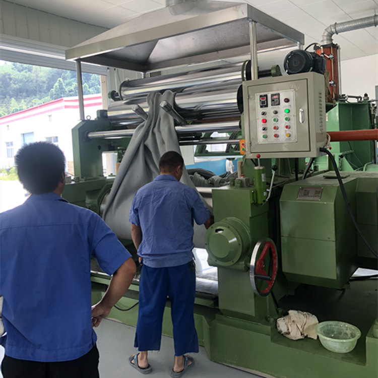 開煉機(jī)IMG_5505_副本.jpg