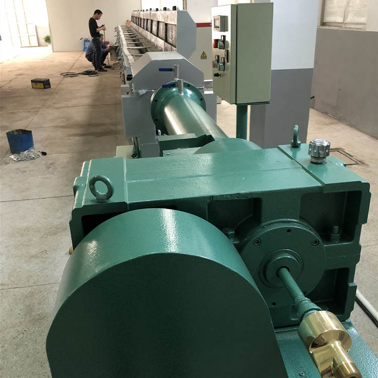 硅膠擠出機(jī)IMG_4249_副本_副本.jpg
